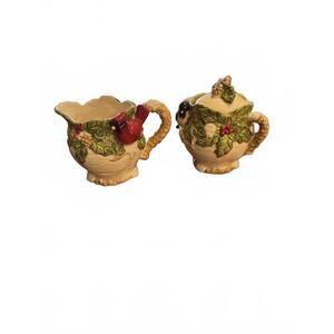 Cracker Barrel Holiday Garden Cream and sugar set
